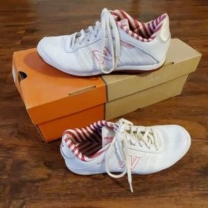 New Balance 474 Athletic Shoes